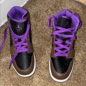 Nike High-Top Sneakers in Brown, Black & Purple